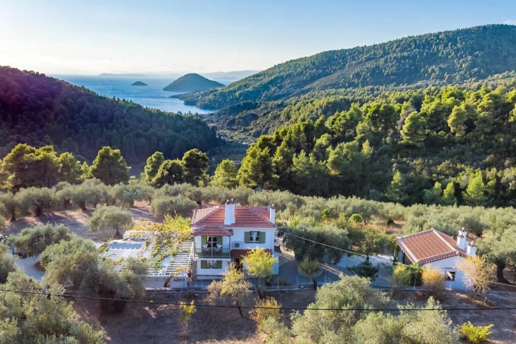 Nina-Myrtia Countryside House Skopelos Ditropo Buitenkant foto