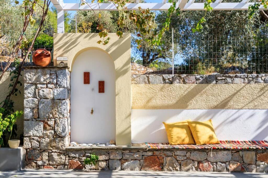 Nina-Myrtia Countryside House Skopelos Ditropo Buitenkant foto